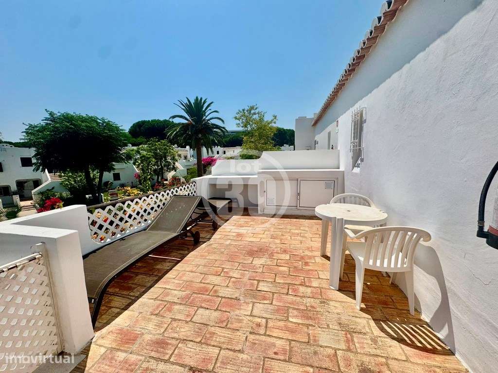 T1 com Três Terraços e Vista para a Piscina - Licença AL Ativa-26