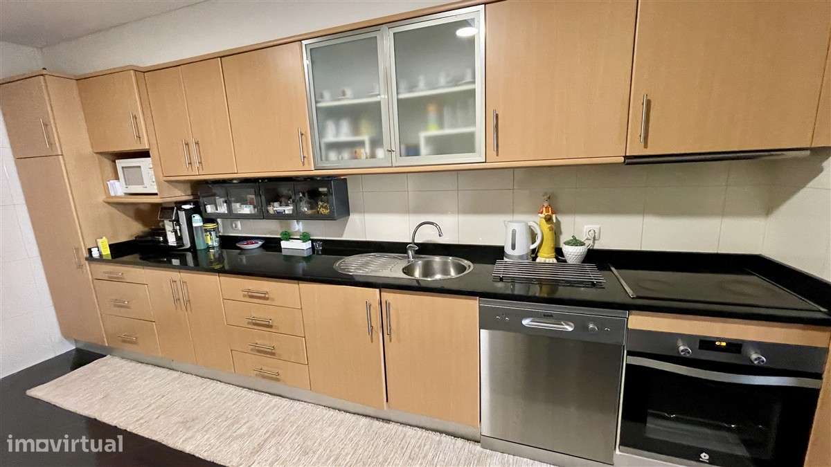 Andar de Moradia T2-Aver-o-Mar-Terraço-garagem fechada-6