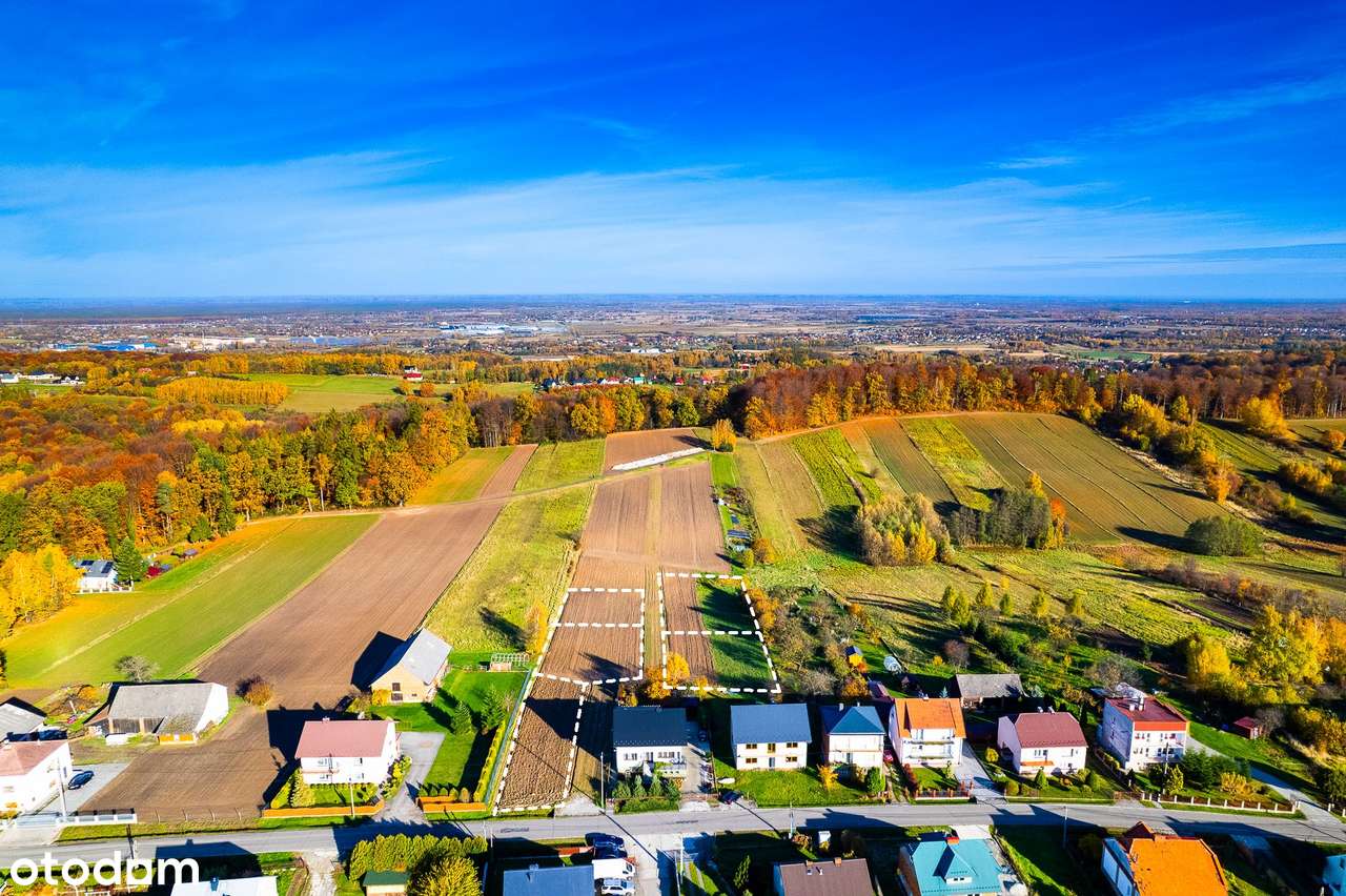 Brzeźnica gm Bochnia - działki budowlane o pow 8 ar lub 10 ar.-4