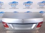 PORTA TAMPA MALA MERCEDES BENZ CLASS CLASSE E W212  A2127500975 PUXADOR FAROLINS - 1