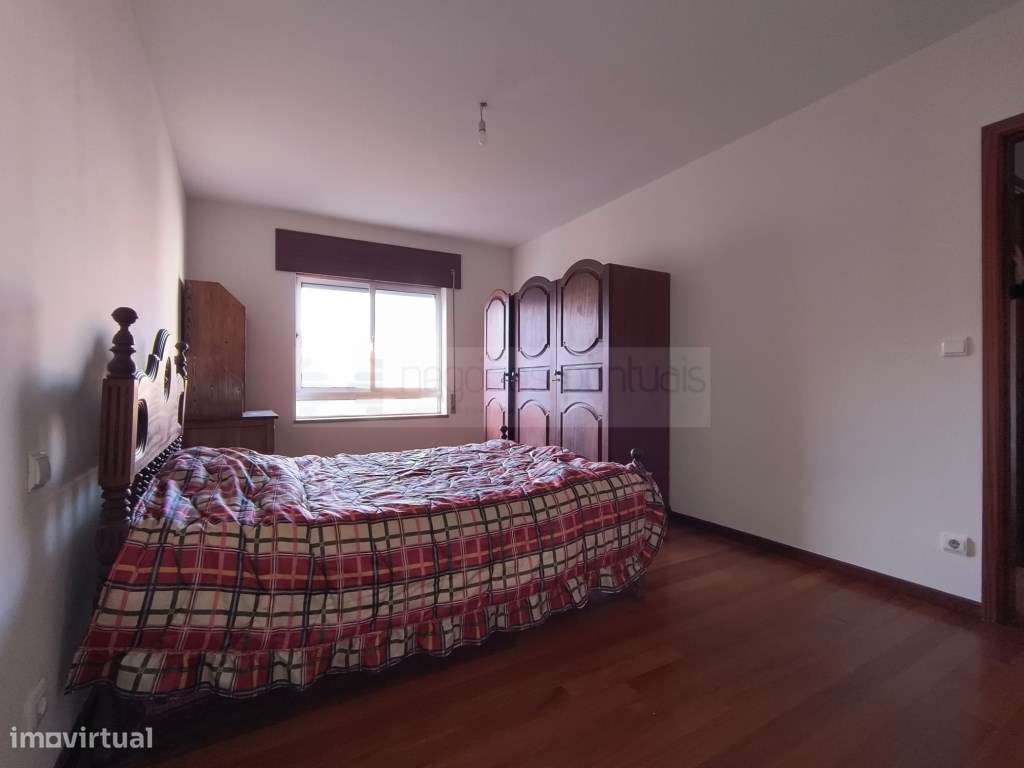 Apartamento T3 - próximo ao Braga Parque, com lugar de garagem-21