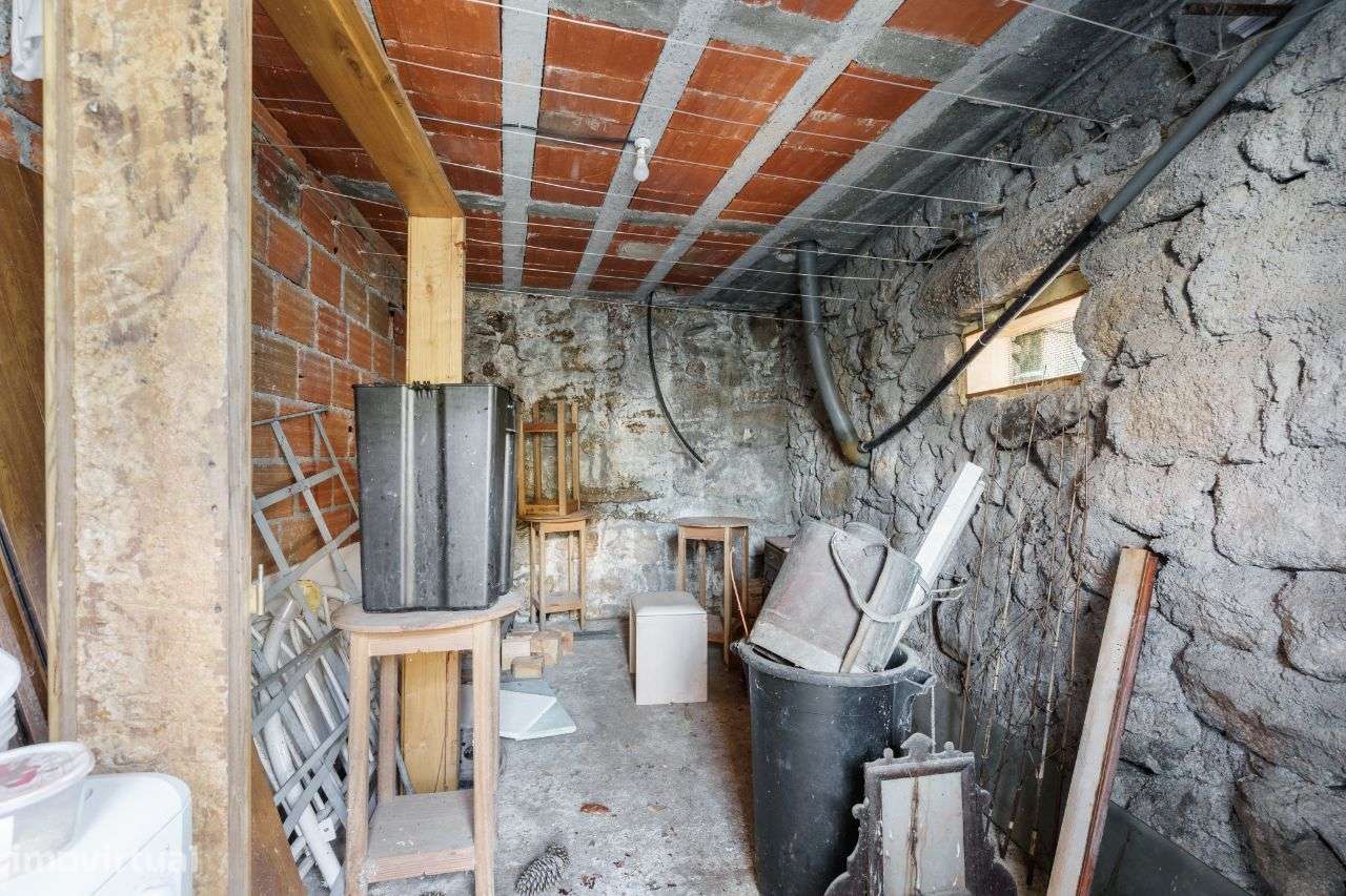 Conjunto de 4 moradias em Borbelinha, Adoufe - Vila Real-22