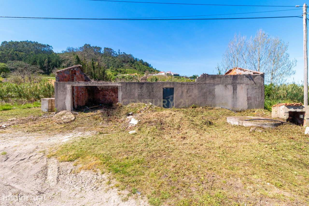 Propriedade com 194m2 de área de construção e 524 m2 de área total - Grande imagem: 4/20