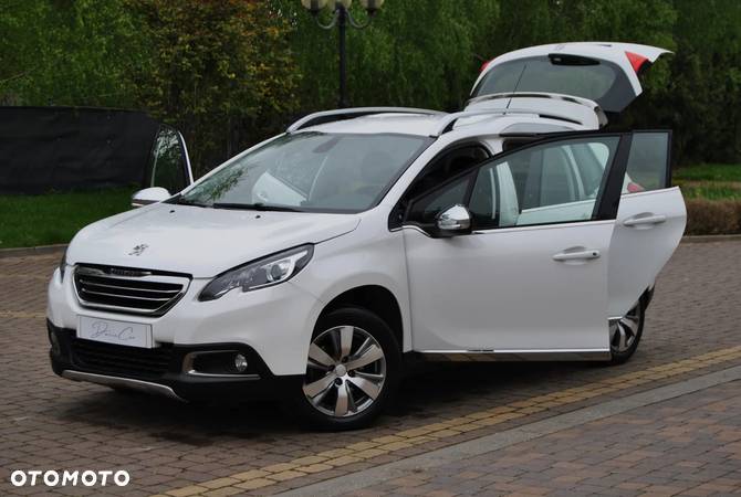 Peugeot 2008 1.6 e-HDi Allure S&S - 19