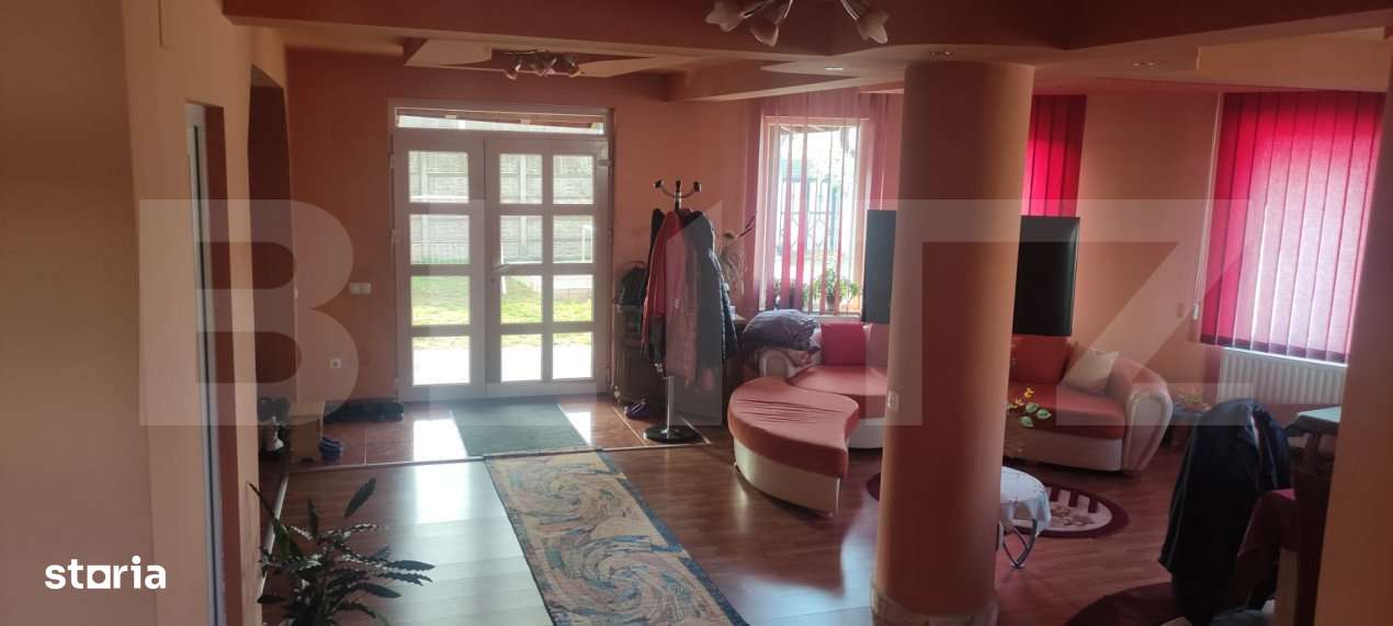 Casa cu 6 camere, 294 mp, zona-Nufarul - Imagine principală: 5/19