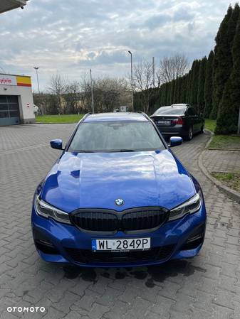 BMW Seria 3 320d M Sport - 2