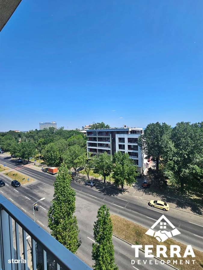 Duplex 4 camere, peste drum de plaja - Imagine principală: 2/20