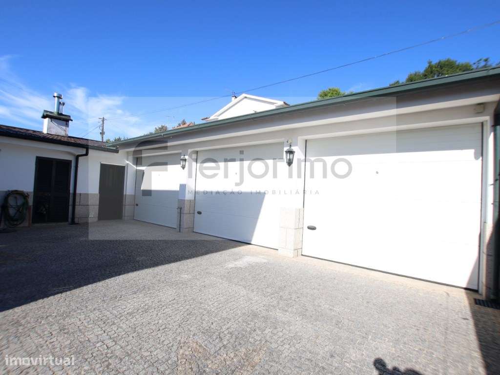 Espetacular Moradia Isolada T4-8