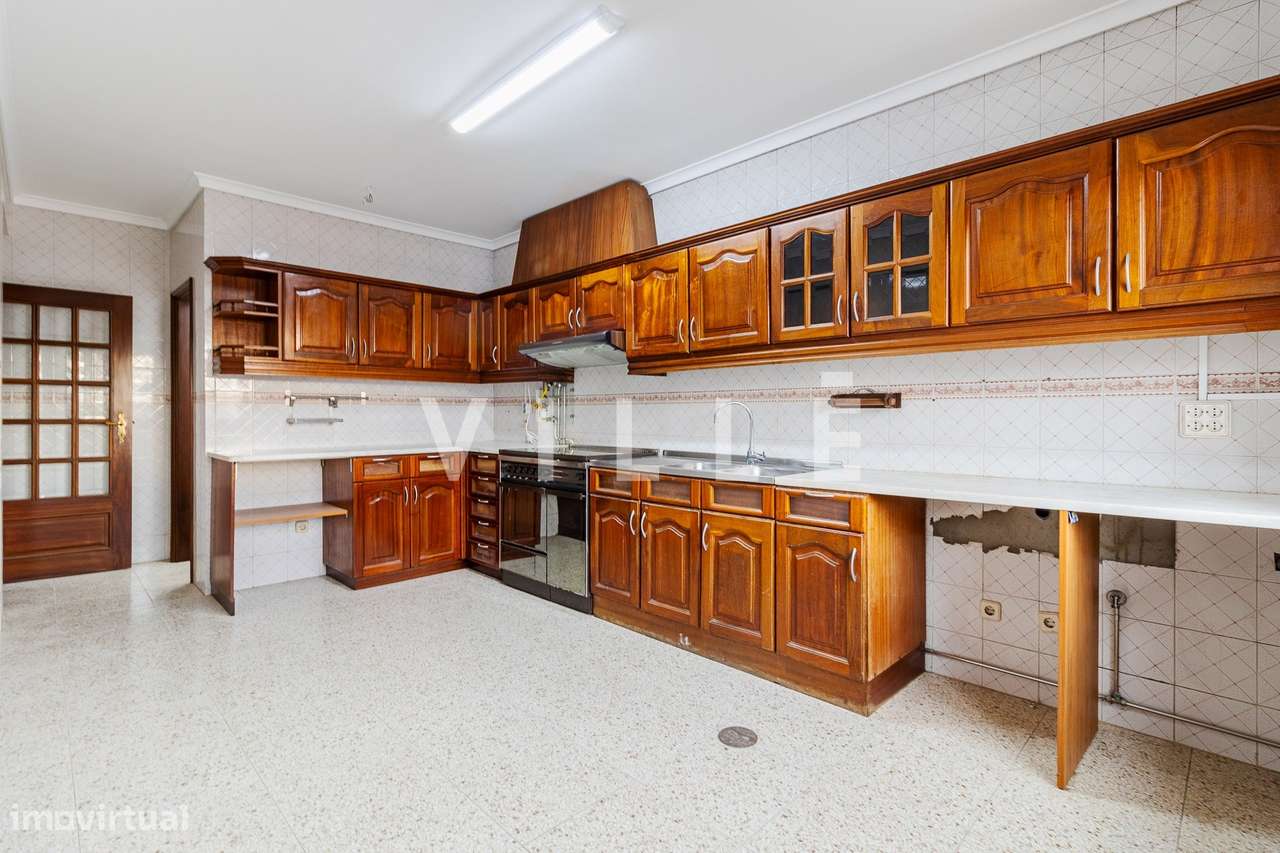 Apartamento T3 com garagem fechada em Ílhavo-13