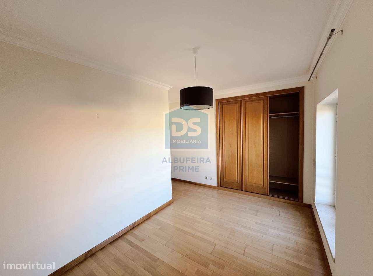 Apartamento T3 Venda em Quarteira,Loulé-15