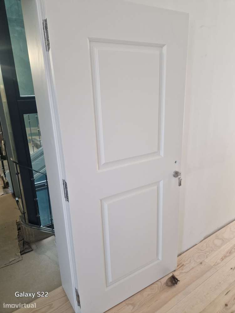 T2 no 3º Andar com 3 Jardins, Elevador, Coz.Equipada Lx-31