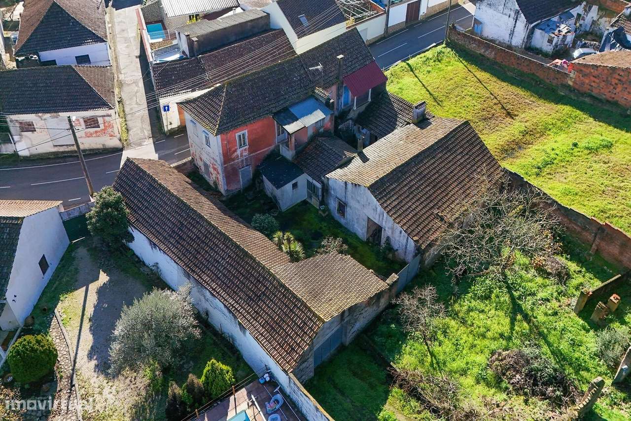 Moradia T10 com Terreno (ÁREA TOTAL 1143m2)  – Arneiro das Milhariças-33