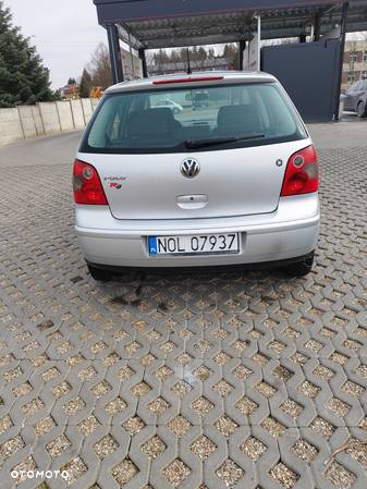 Volkswagen Polo 1.4 TDI Comfortline - 6