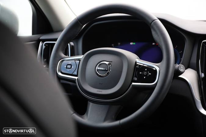 Volvo V60 Cross Country 2.0 B4 Geartronic - 15