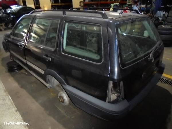 Carro MOT: AAM  CXVEL: DGG VW GOLF 3 BREAK 1995 1.8I 75CV 5P PRETO GASOLINA - 4