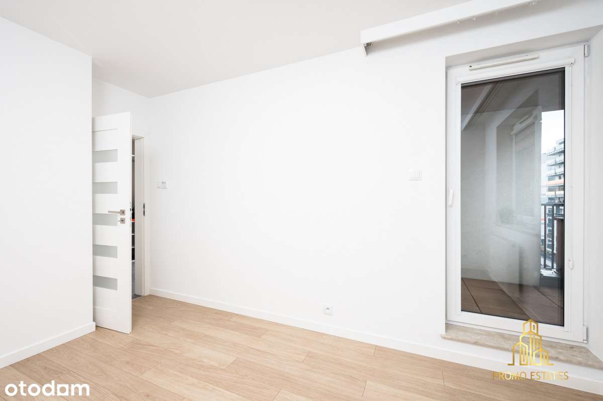 2 osobne pokoje + kuchnia, Przewóz, do wejścia-10