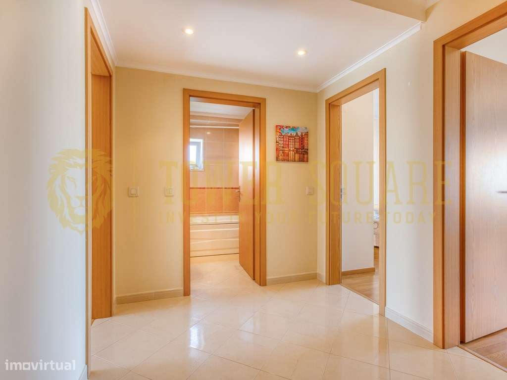 Apartamento T3 com arrecadação em Corroios-7