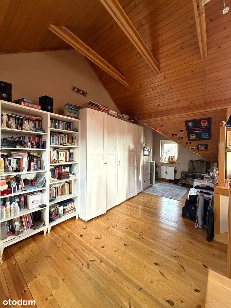 Dom szeregowy blisko Warszawy: 210 m², ogród, fotowoltaika, 6 pokoi-12