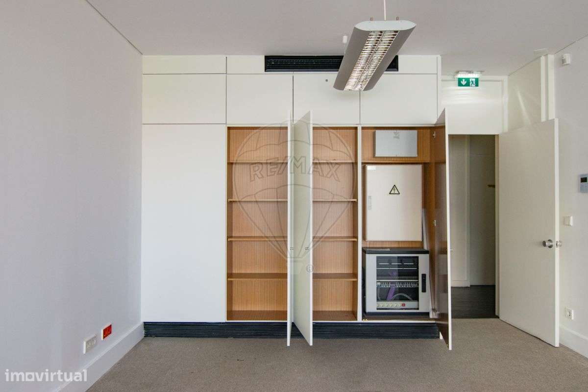 Escritório  para arrendamento - Grande imagem: 4/10