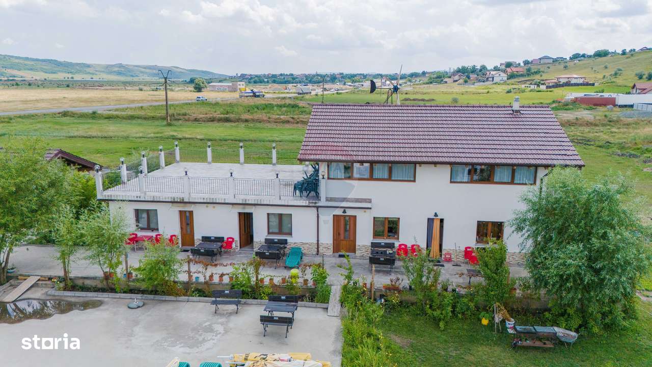 Complex cu Piscină/Cazare de Vânzare, 10.777mp Teren - DN24, Vaslui - Imagine principală: 4/20