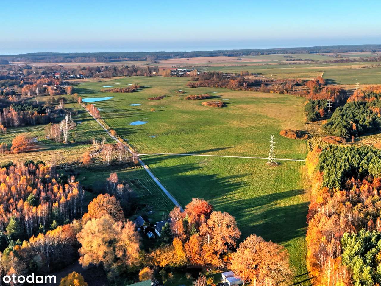 Atrakcyjna działka na sprzedaż-4