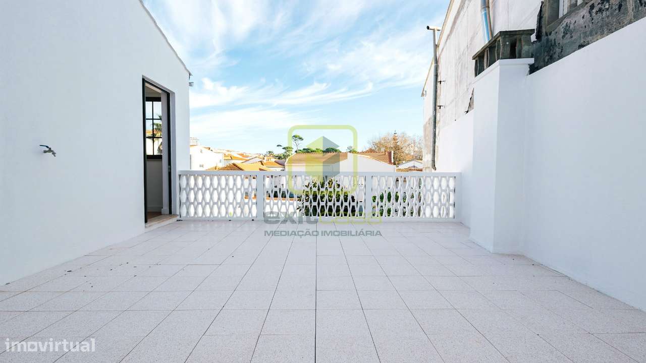 Moradia T4 com vista de mar-14