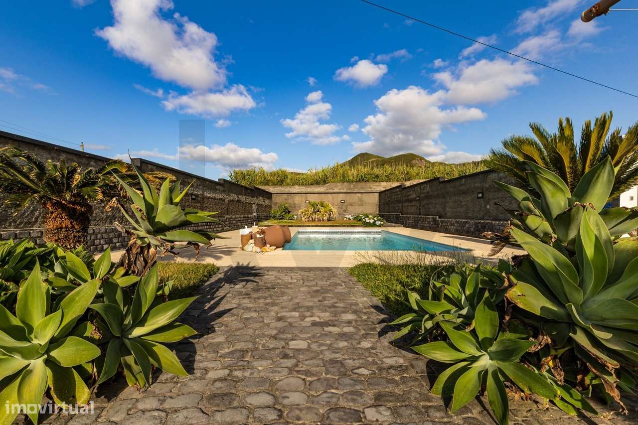 Moradia Regional T4 Licenciada para Alojamento Local — Mosteiros, São - Grande imagem: 5/29