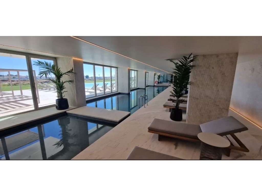 Exclusivo T1 no Prestigiado Condomínio Bayline - Armação de Pêra-24