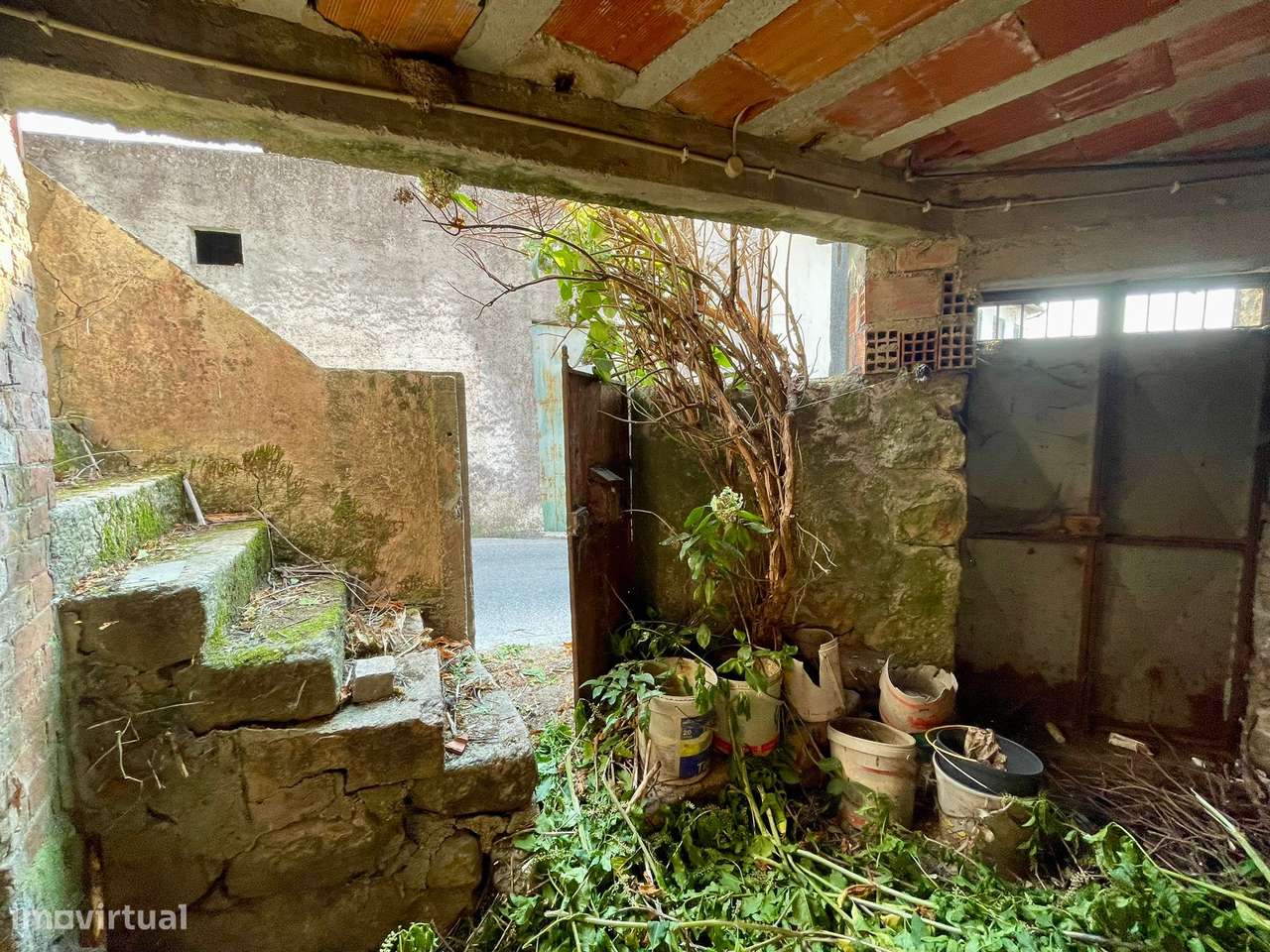 Moradia para Restaurar em Lobão da Beira, Tondela - Grande imagem: 5/6