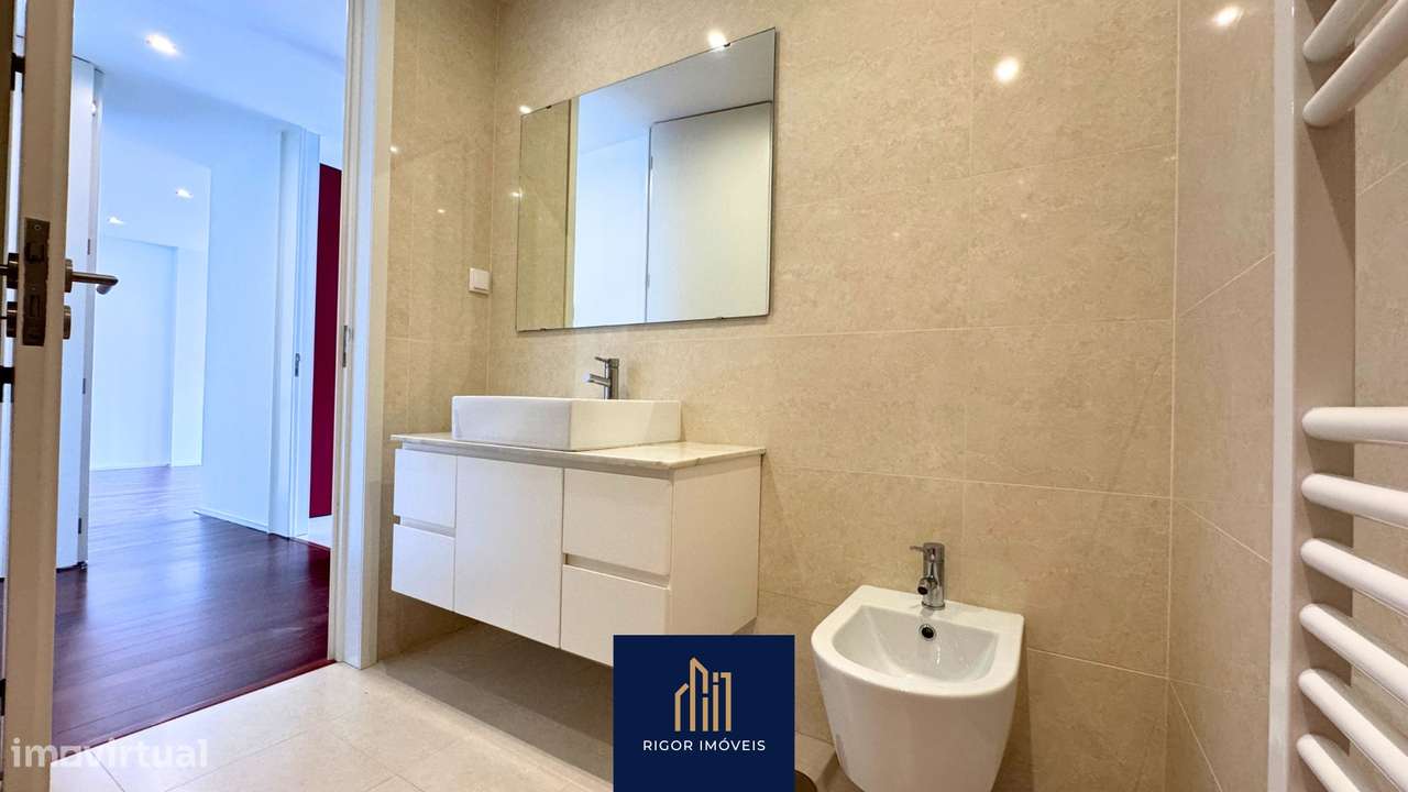 Apartamento T1 Semi-Novo | Póvoa de Varzim - Centro/Balnear-17