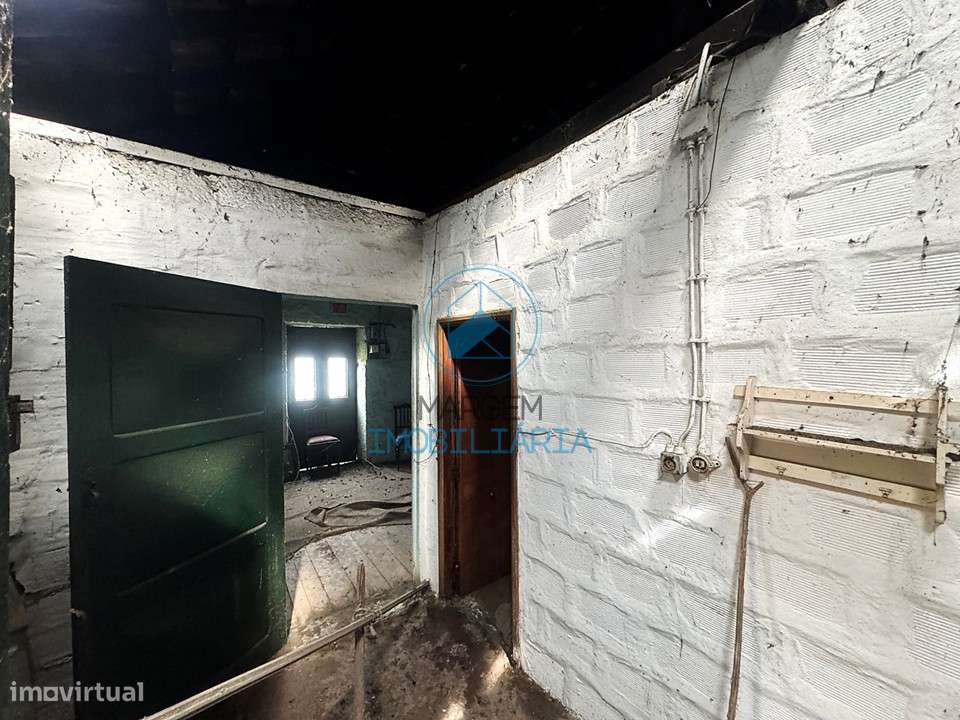 Moradia térrea em Pedra p/Restauro – V.N.Famalicão-6