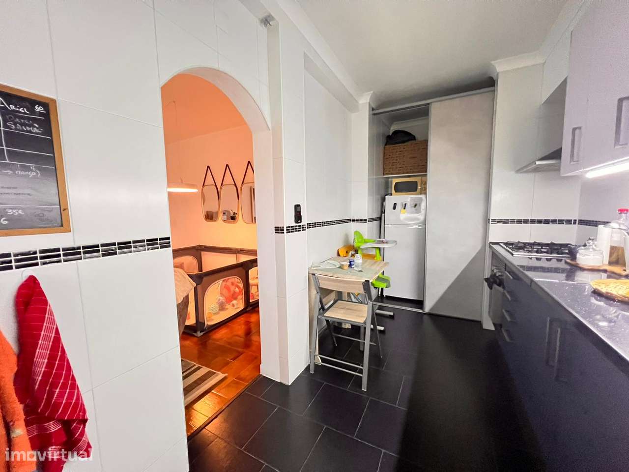 Apartamento T2 vista desafogada a 5 min de Torres Vedras - Grande imagem: 3/21