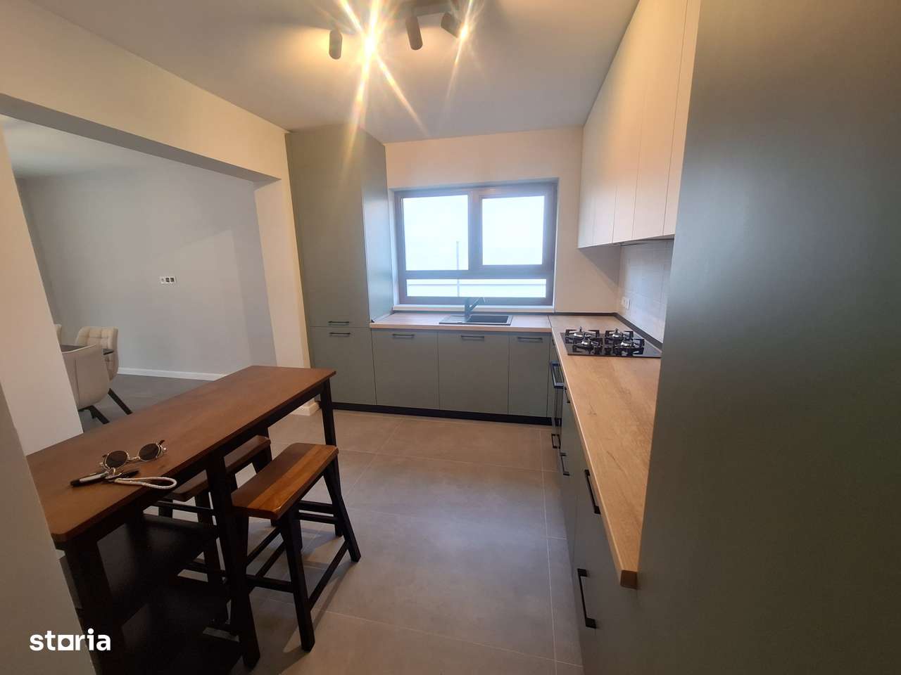 De vanzare casa single 5 camere 2 bai in Cisnadie-3