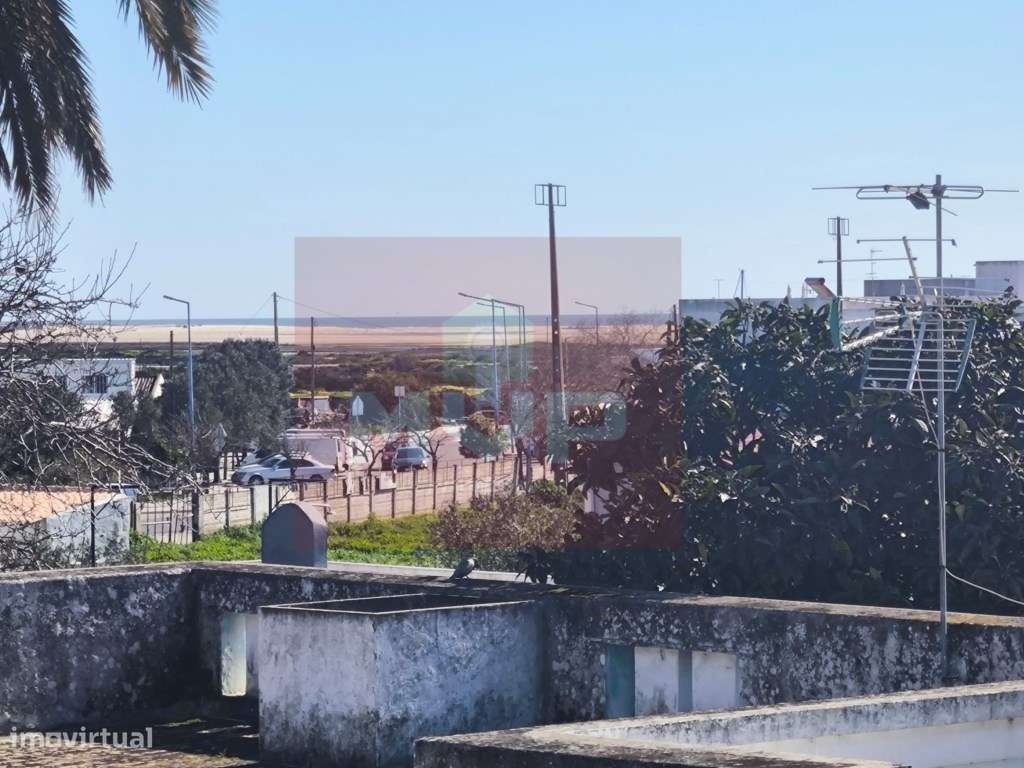 Moradia T2 no centro da Fuseta-33