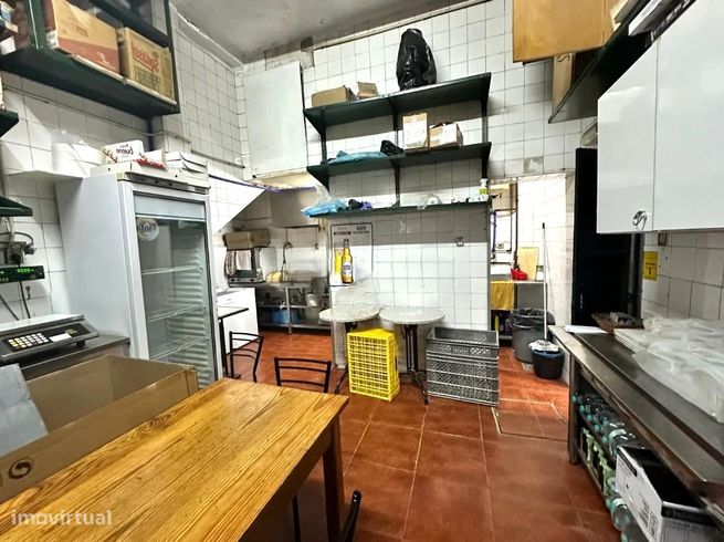 Trespasse de Café / Confeitaria / Snack Bar / no Amial - Porto-4