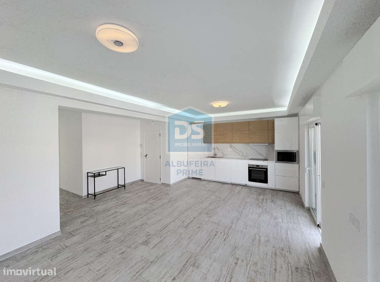 Apartamento T2 Venda em Quarteira,Loulé - Grande imagem: 2/35