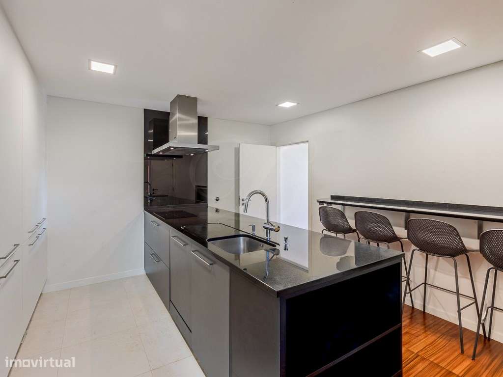 Moradia T5+2 c/piscina e Vista sobre Palácio de Sintra e Serra | Si...-15