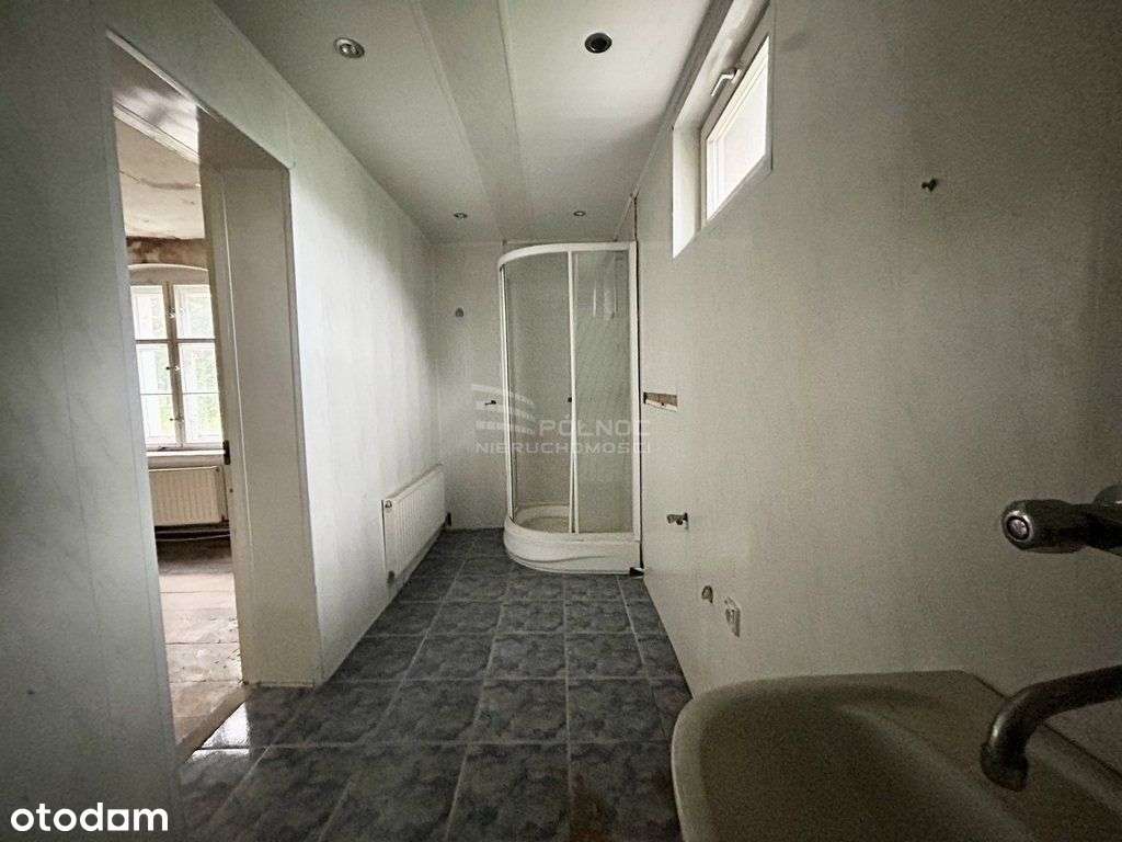 Przestronne duże mieszkanie w Janowicach Wielkich. - Pełny obrazek: 5/13