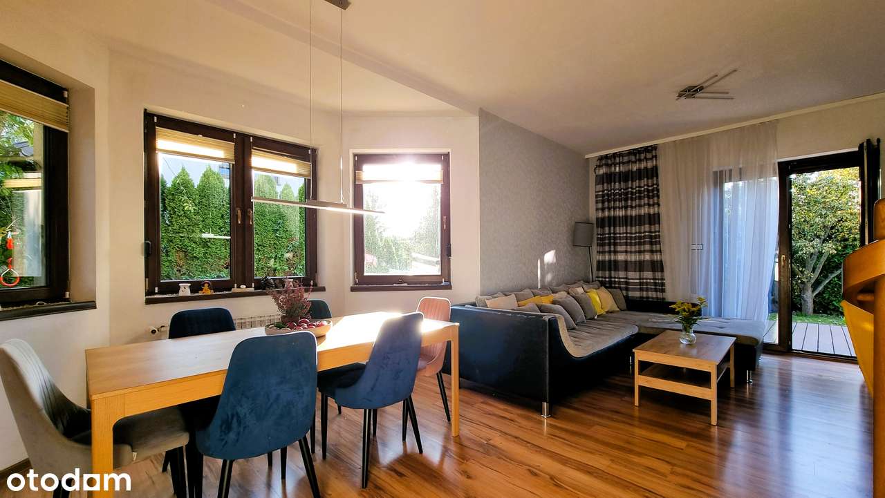 Przestronny_dom_6_pokojów_zadbany_ogród_fotowoltaika_kameralna_okolica-5