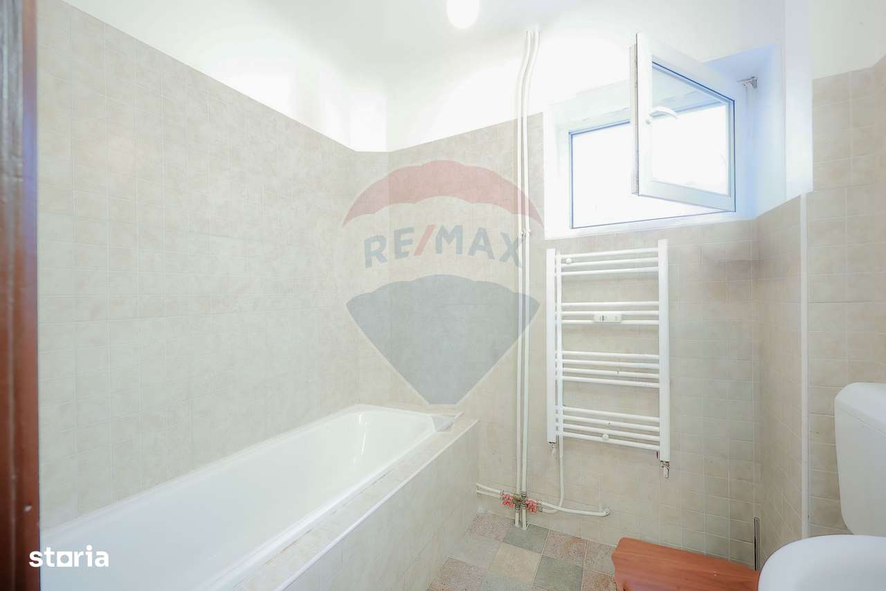 De vânzare apartament cu 2 camere, parter, parcare inclusă, central-6