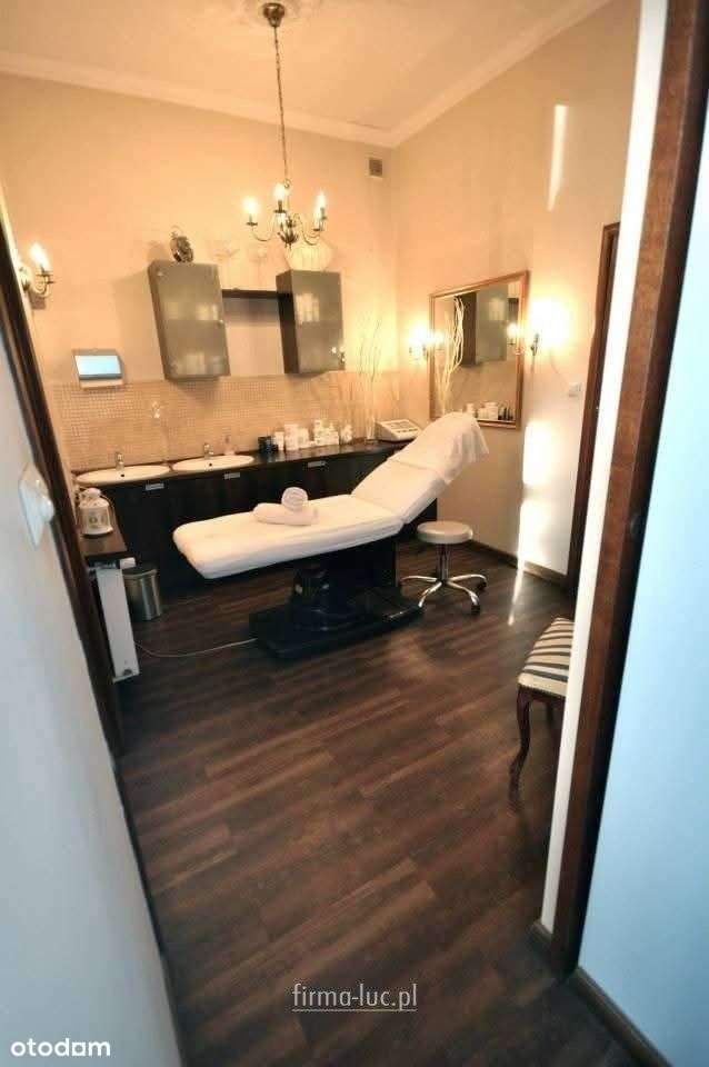Lokal fryzjersko-kosmetyczny w centrum-3