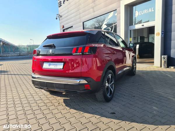 Peugeot 3008 1.2 PureTech Turbo S&S EAT6 Allure - 4