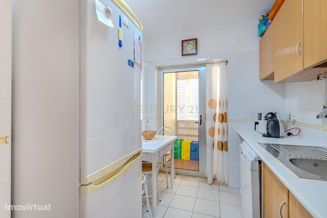 Apartamento T2 - Oportunidade Única a 5 Min da Praia da Rocha!-15