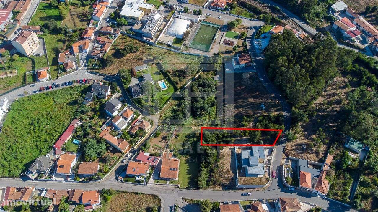 Terreno Urbano com 876 m2 com projeto aprovado em São João de Ver - Grande imagem: 5/17