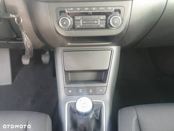 Volkswagen Golf Plus 1.2 TSI BlueMot Comfortline - 11