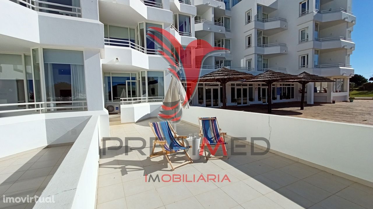 Excelente Apartamento T1 com piscinas junto à Praia em Alvor