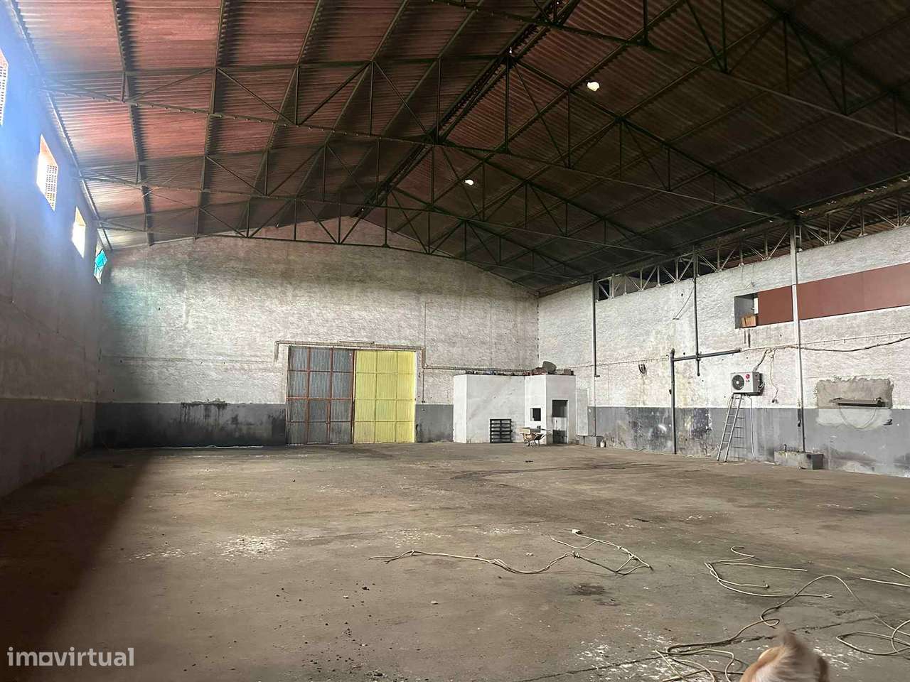 Aluga-se armazém com 600m2, Ferreira do Alentejo - Grande imagem: 3/4