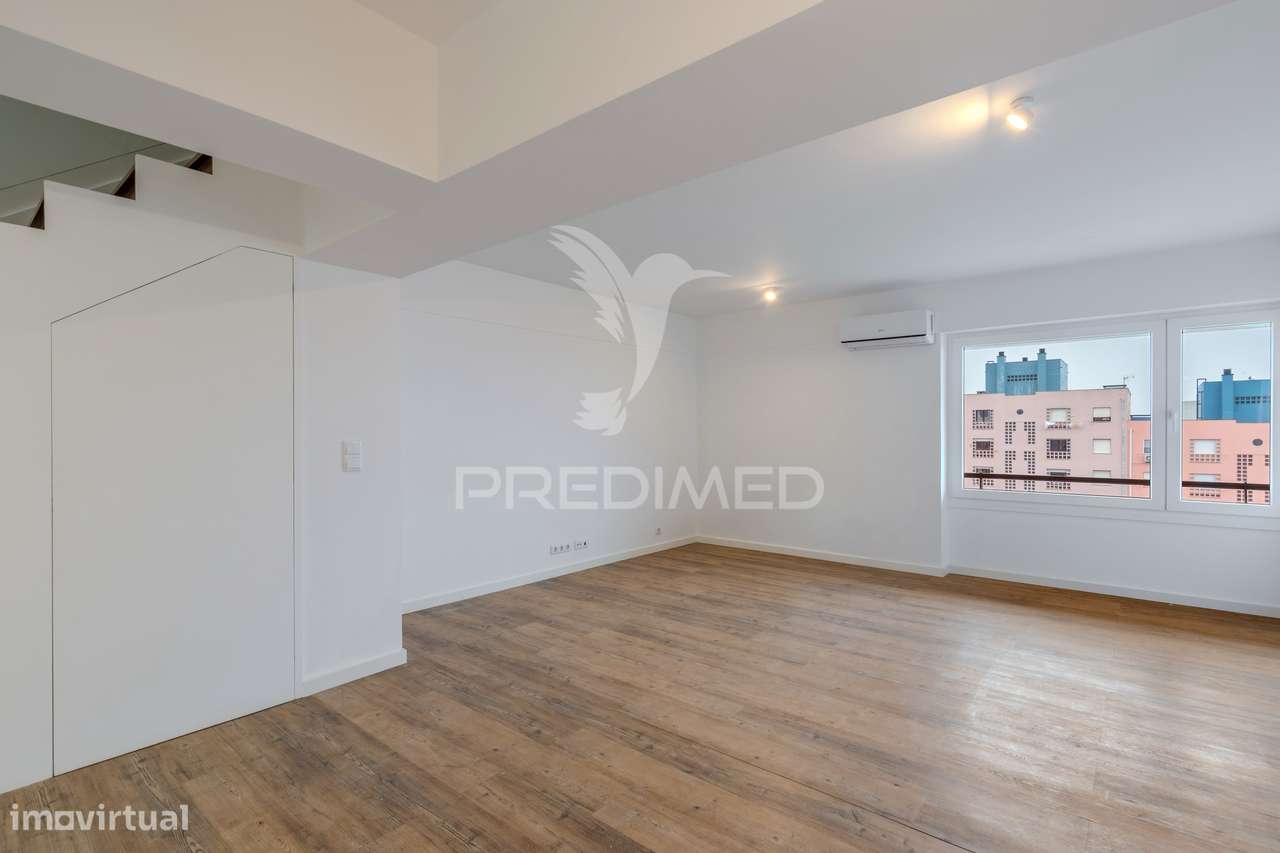 Apartamento T2 Duplex - Com Duas Suítes para Arrendamento em Telhei... - Grande imagem: 2/35