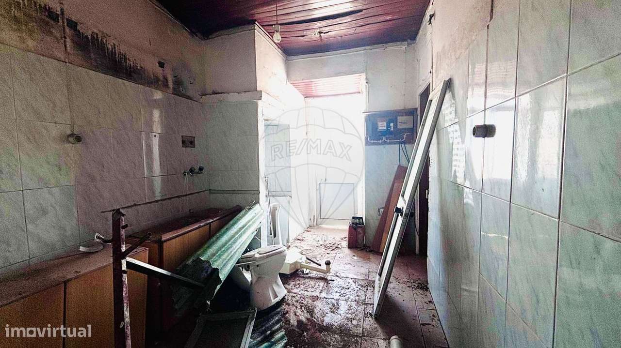 Prédio  para venda - Grande imagem: 2/18