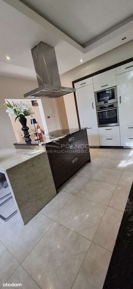 Dom parterowy z zaadaptowanym poddaszem-6